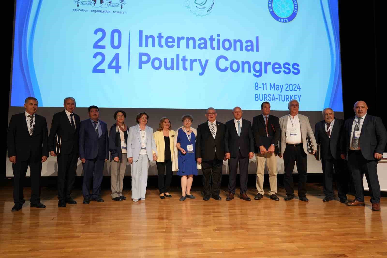 Uluslararası Kümes Hayvanları Kongresi 16 Ülkeden Katılımcılarla Bursada Başladı